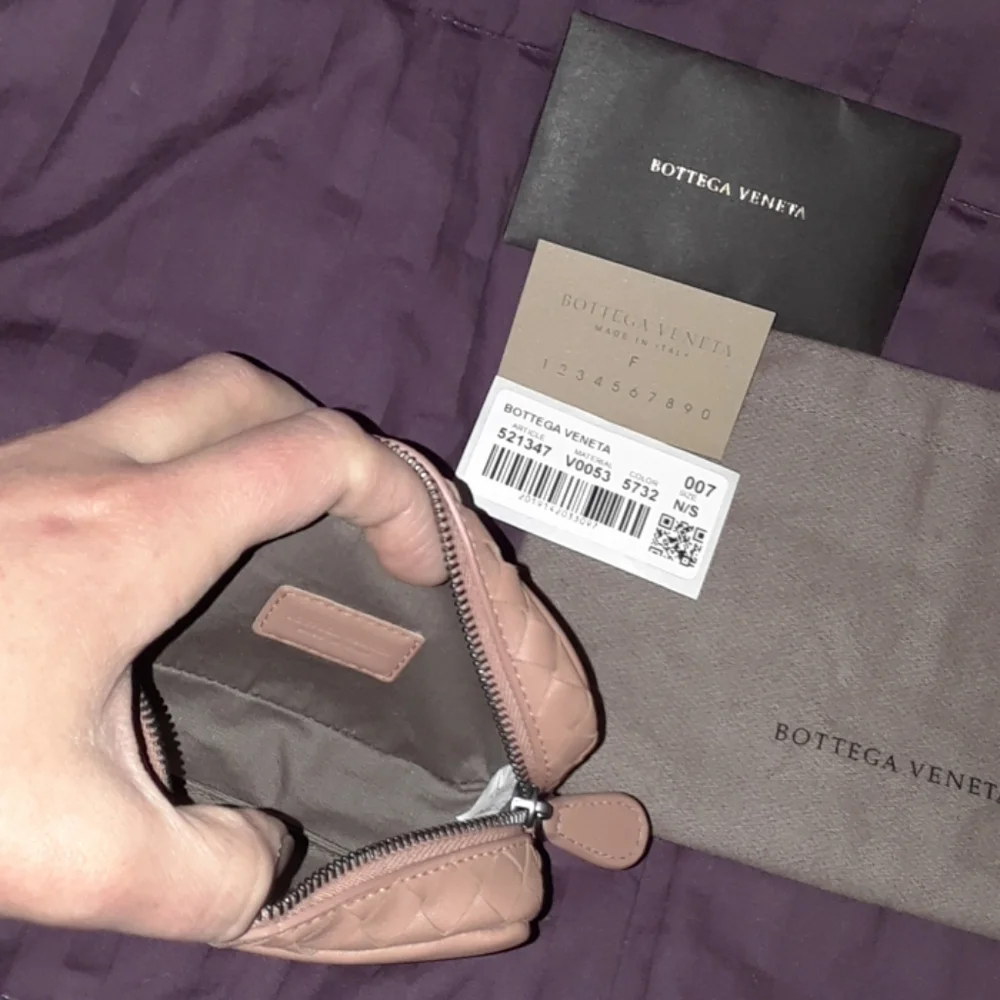 NWT Bottega Veneta INTRECCIATO NAPPA COSMETIC CASE
